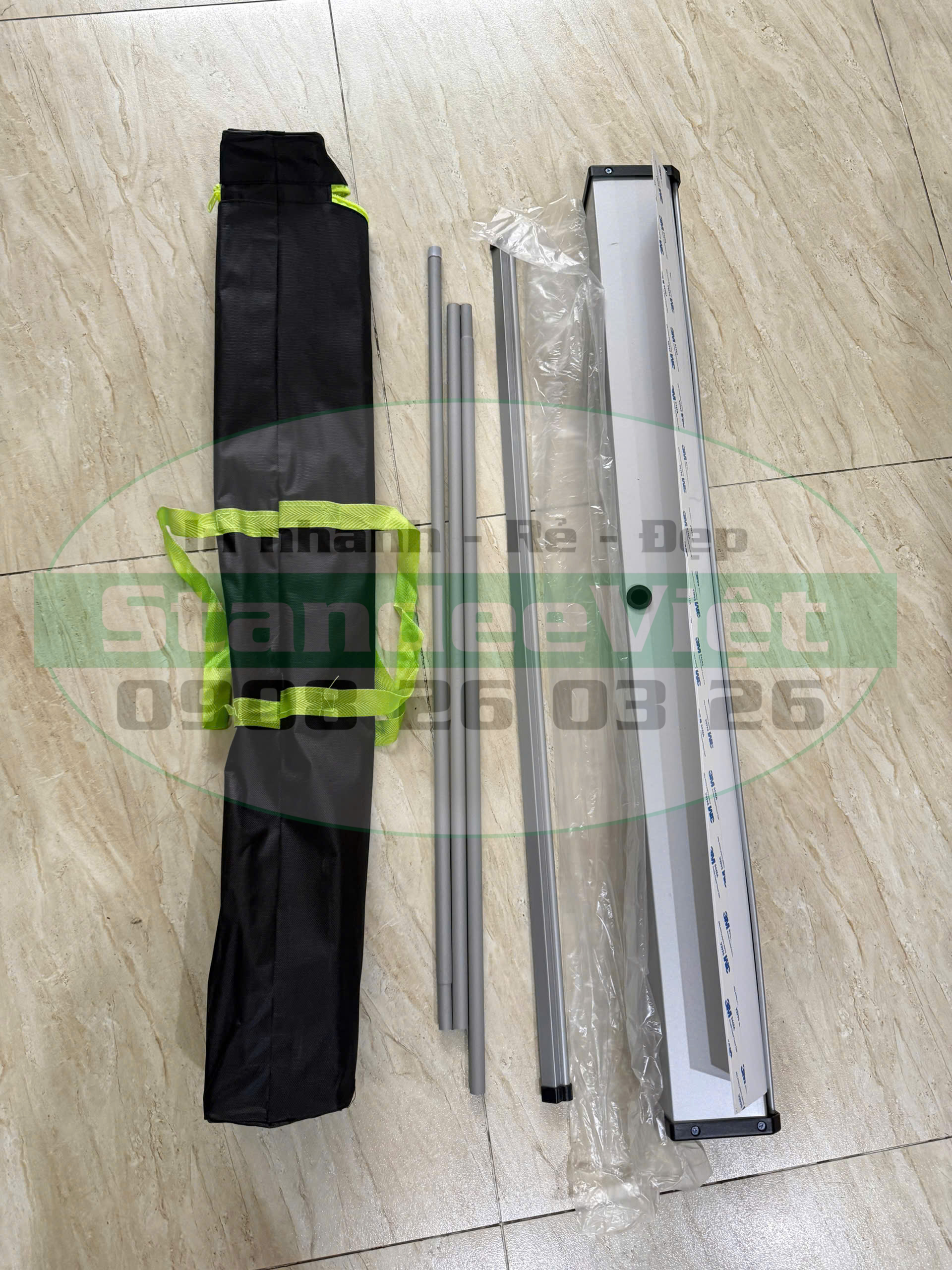 Standee Cuốn Sắt Chất Lượng Cao - 80x200